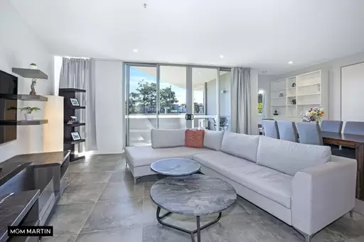 103/103-105  O'Riordan Street, Mascot - Image 1