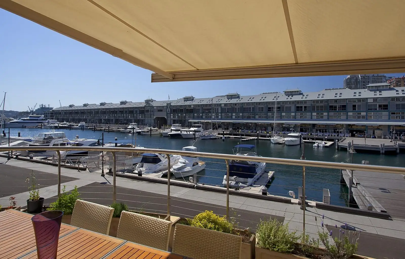 Residence 22/10 Lincoln Crescent, Woolloomooloo, Woolloomooloo - Thumbnail 2