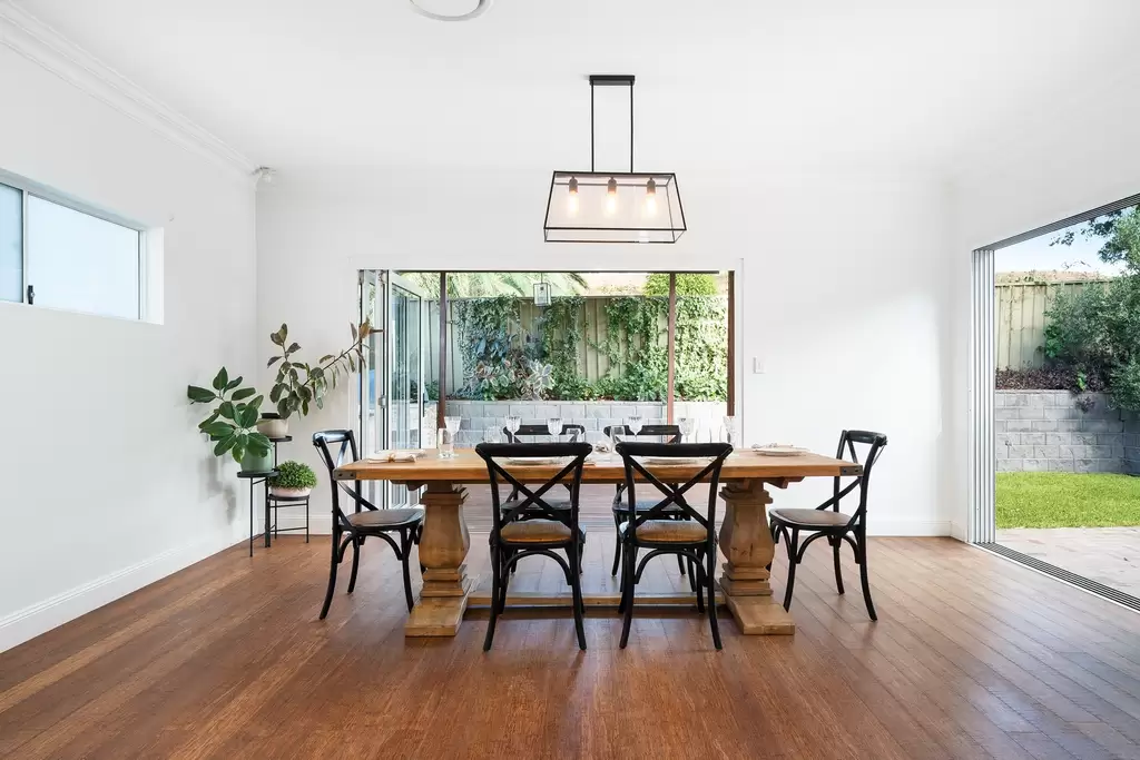 12 Roseview Avenue, Roselands, Roselands - Thumbnail 4
