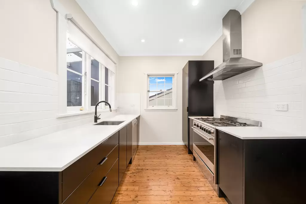 13 Edgar Street, Baulkham Hills, Baulkham Hills - Thumbnail 5