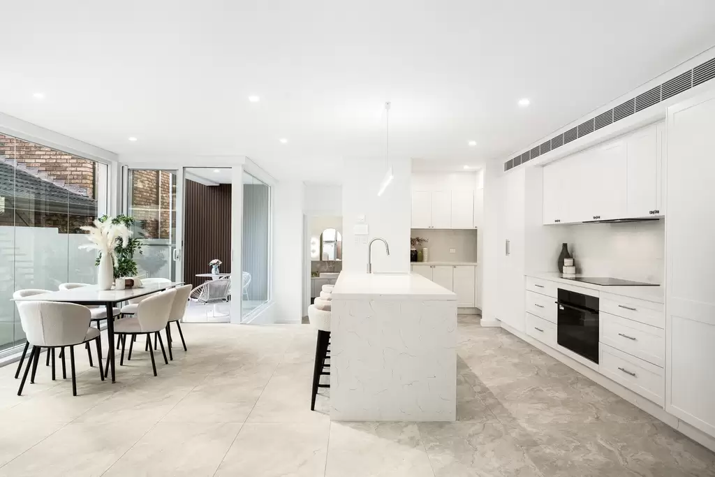 29a Oak Drive, Georges Hall, Georges Hall - Thumbnail 5