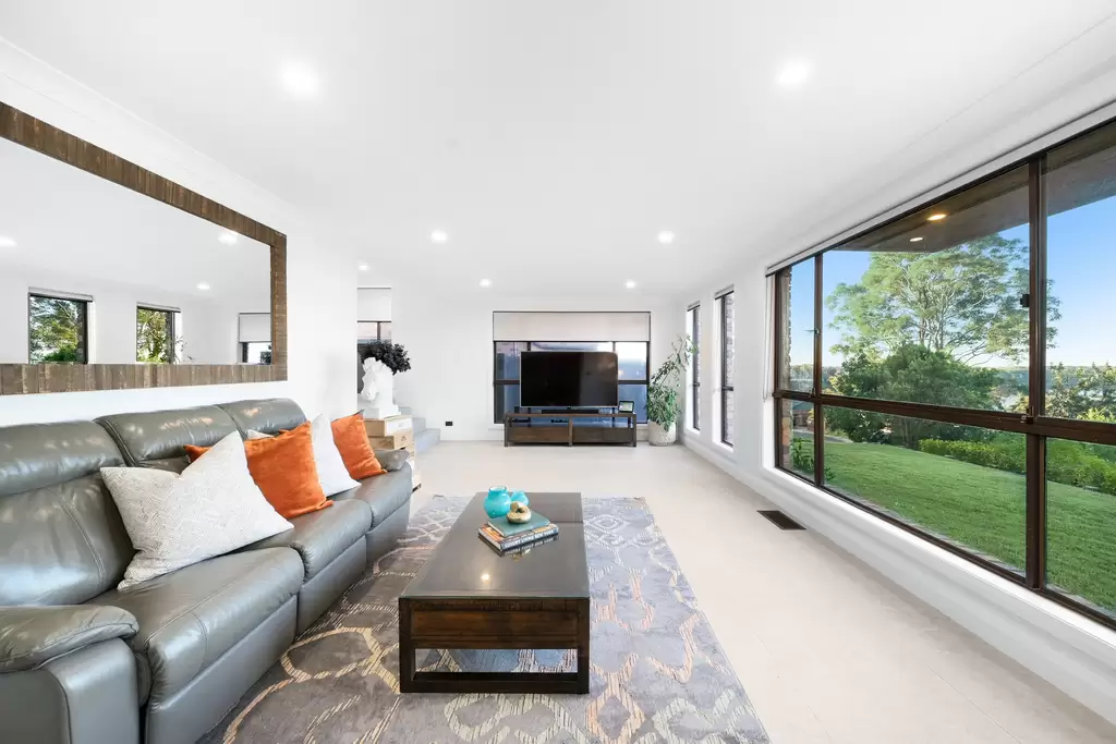 4 Gascoyne Place, Illawong, Illawong - Thumbnail 4