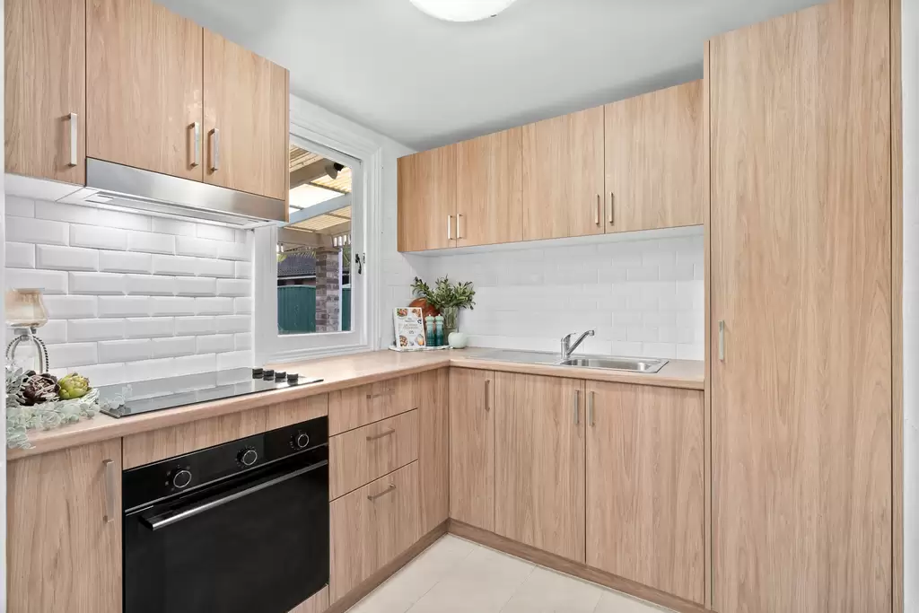 30 First Avenue, Belfield, Belfield - Thumbnail 5