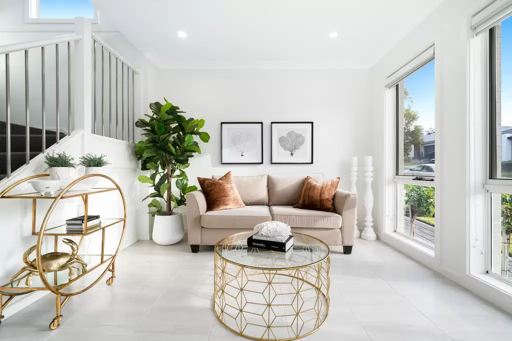 11 Brindle Parkway, Box Hill, Box Hill - Thumbnail 2