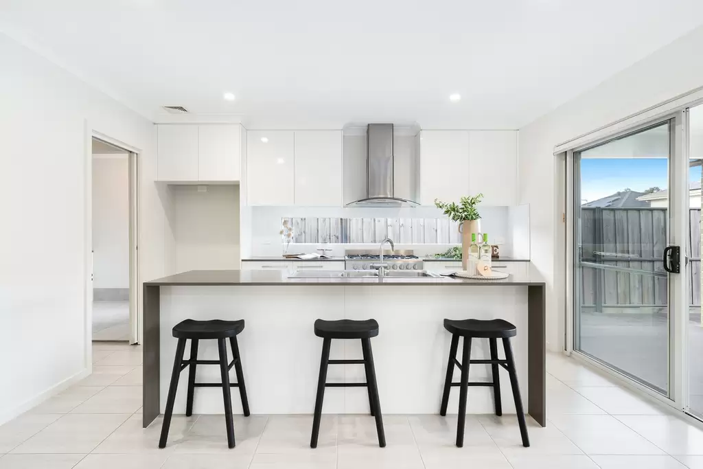 11 Brindle Parkway, Box Hill, Box Hill - Thumbnail 5