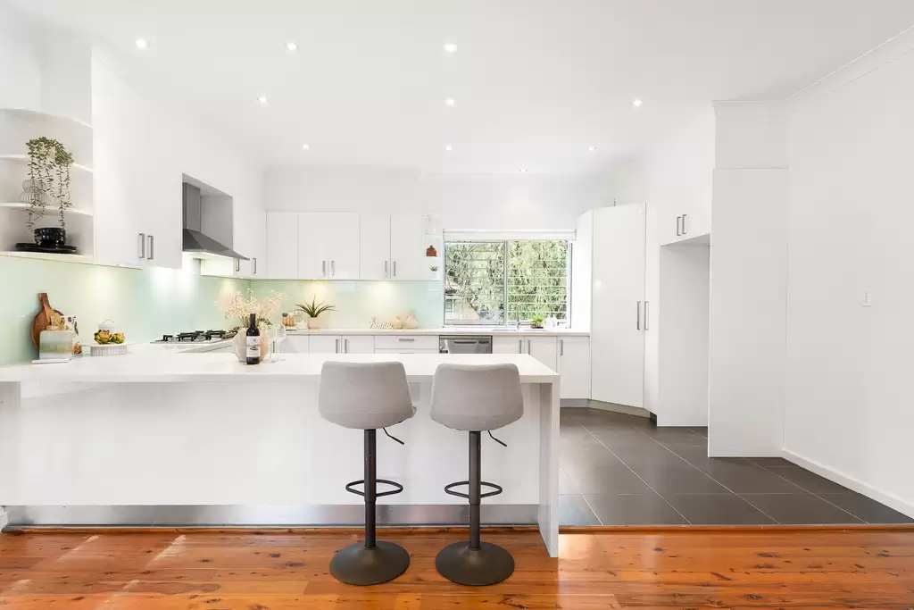 40 Saxon Street, Belfield, Belfield - Thumbnail 4