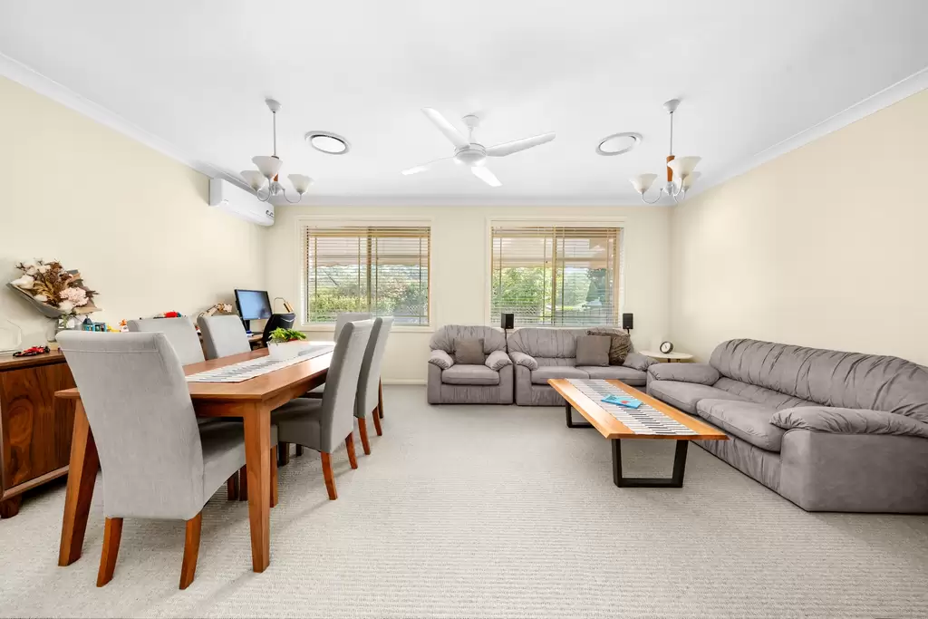 22 Longworth Crescent, Castle Hill, Castle Hill - Thumbnail 3