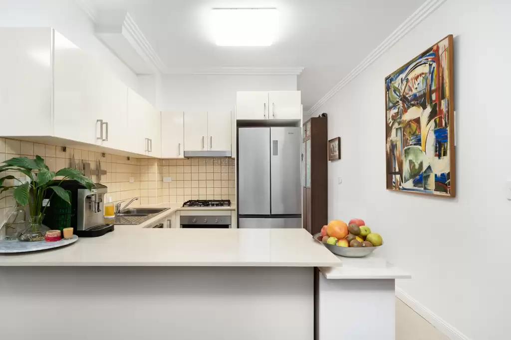 12/3-7 Grosvenor Street, Croydon, Croydon - Thumbnail 2