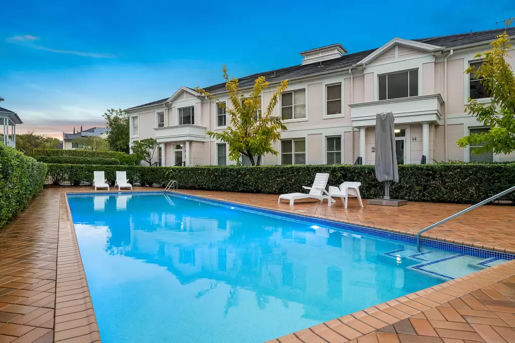 210/16 Fairwater Close, Breakfast Point, Breakfast Point - Image 1