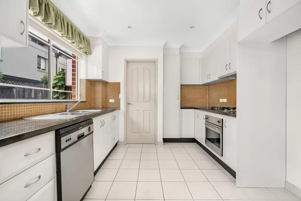 3/46 Beresford Road, Strathfield, Strathfield - Thumbnail 3