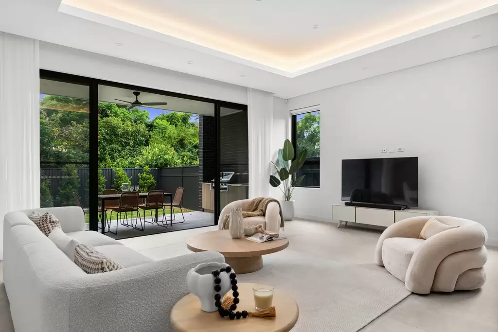 16B Charlotte Street, Campsie, Campsie - Thumbnail 2