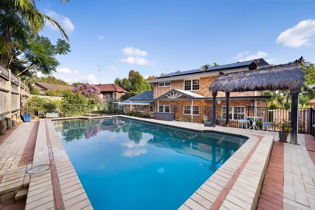 12 Brunette Drive, Castle Hill, Castle Hill - Thumbnail 2