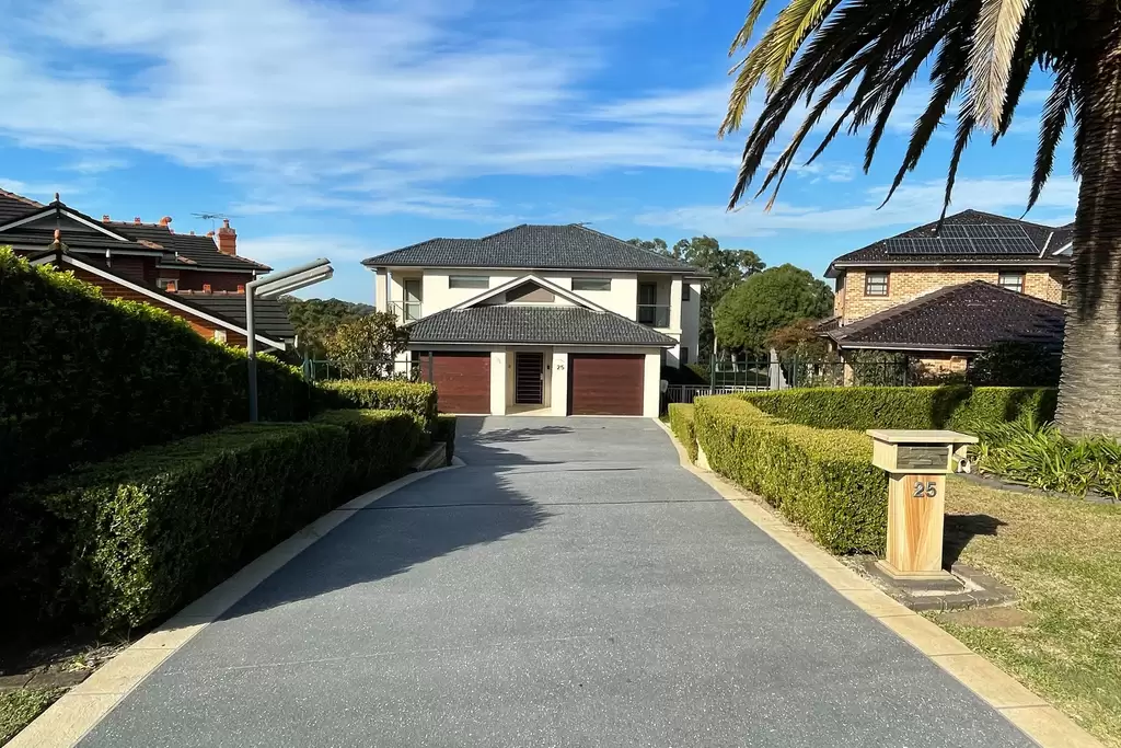 25 Kinsella Street, Illawong, Illawong - Image 1