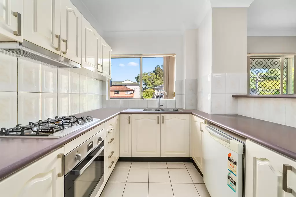 8/61-67 Reynolds Avenue, Bankstown, Bankstown - Thumbnail 2