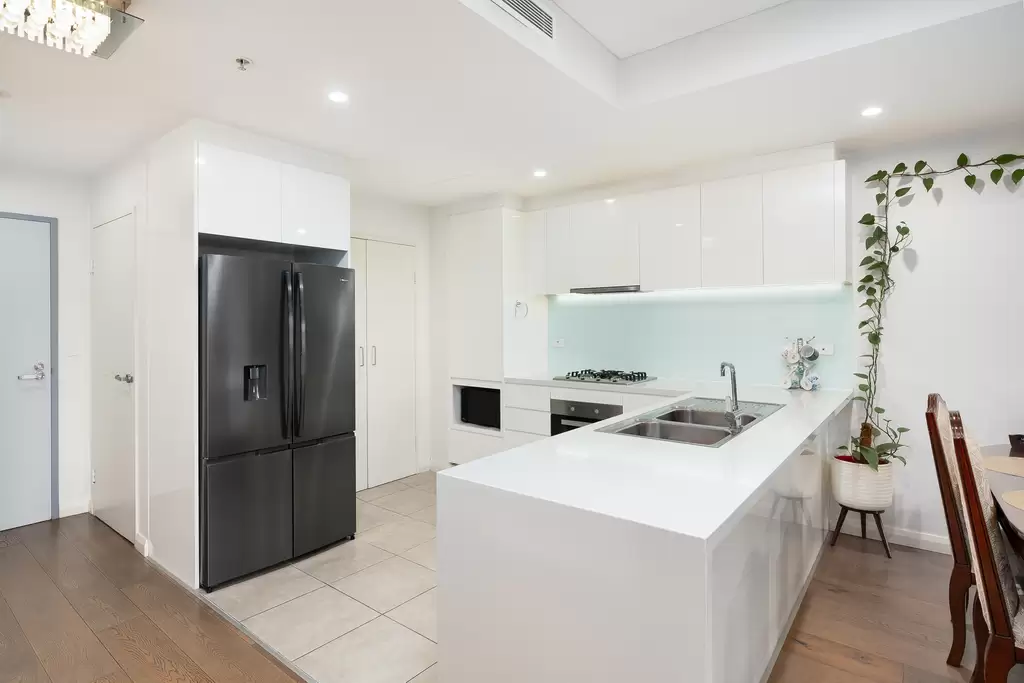 305/139-145 Parramatta Road, Homebush, Homebush - Image 1