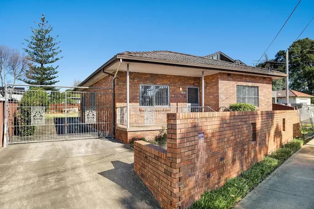 382 Punchbowl Road, Belfield, Belfield - Thumbnail 2