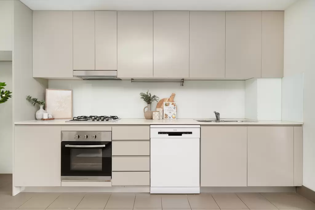 16/29-35 Cowper Street, Marrickville, Marrickville - Thumbnail 3