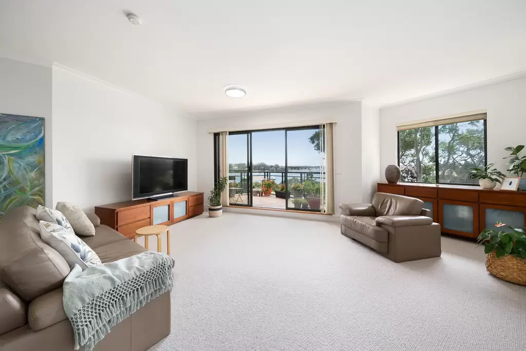 17/164E Burwood Road, Concord, Concord - Thumbnail 4