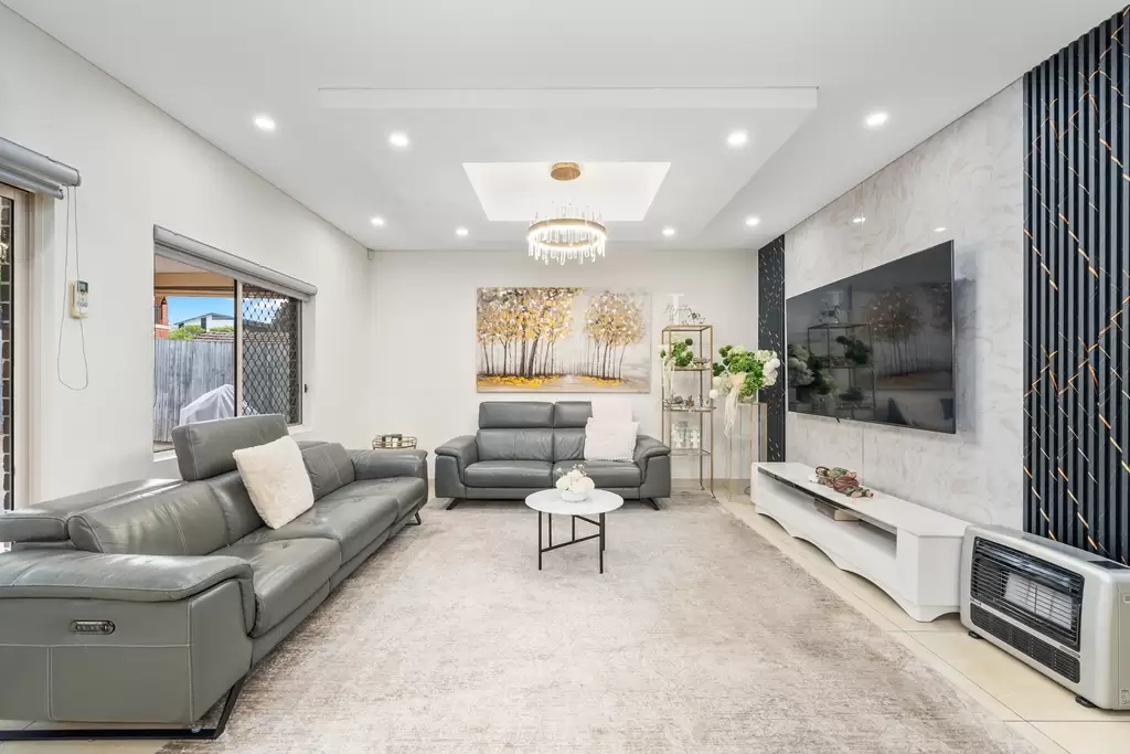 31 Dean Street, Strathfield South, Strathfield South - Thumbnail 2