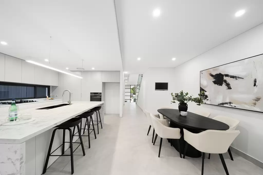 6 Parkham Street, Chester Hill, Chester Hill - Thumbnail 2