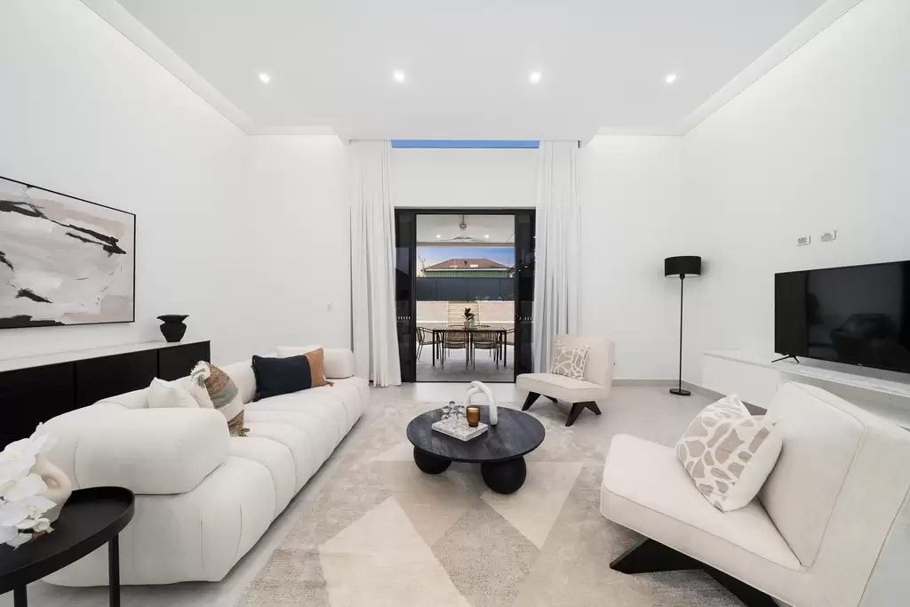 6 Parkham Street, Chester Hill, Chester Hill - Thumbnail 3