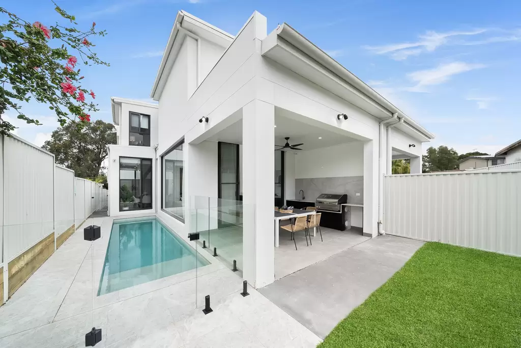1a Reiba Crescent, Revesby, Revesby - Thumbnail 2