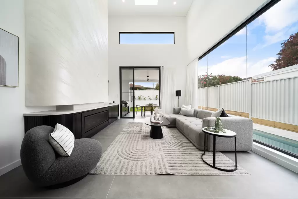 1a Reiba Crescent, Revesby, Revesby - Thumbnail 4