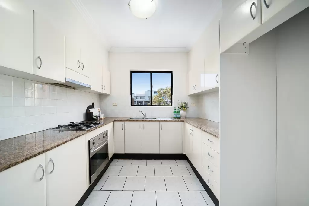 24/31-33 Gordon Street, Burwood, Burwood - Thumbnail 3