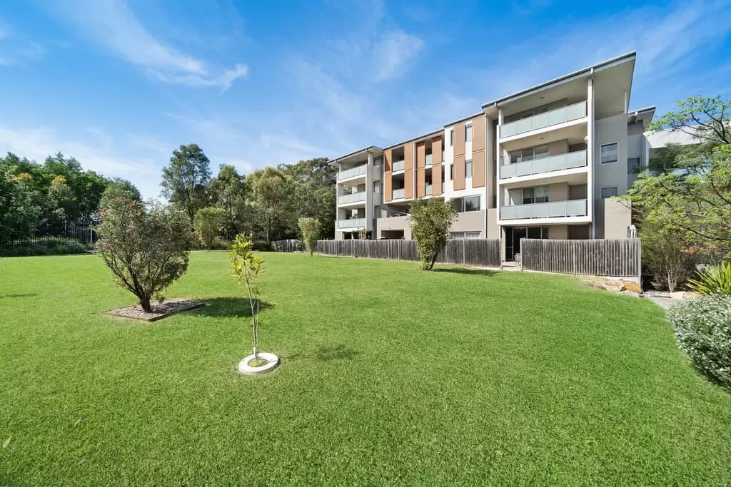 102D/2 Rowe Drive, Potts Hill, Potts Hill - Thumbnail 5