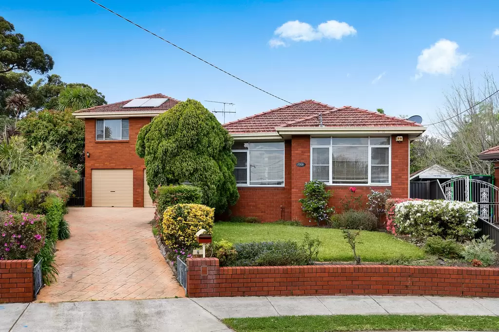 4 Highfield Crescent, Strathfield, Strathfield - Image 1
