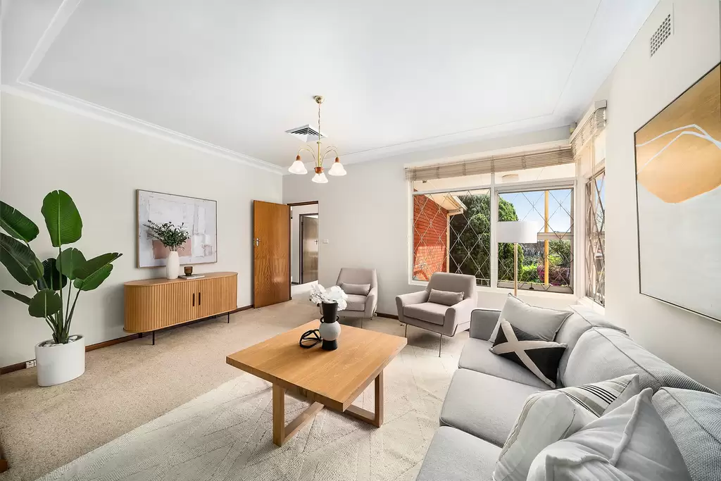 4 Highfield Crescent, Strathfield, Strathfield - Thumbnail 2