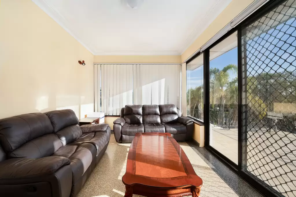 168 The Boulevarde, Strathfield, Strathfield - Thumbnail 4
