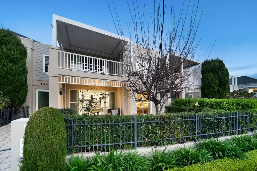 12/26 Admiralty Drive, Breakfast Point, Breakfast Point - Image 1