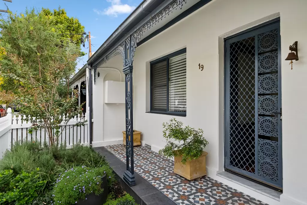 19 Lion Street, Croydon, Croydon - Thumbnail 4