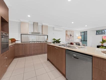 31 Kosta Boda Boulevard, Pakenham, VIC, 3810, Pakenham - Thumbnail 3