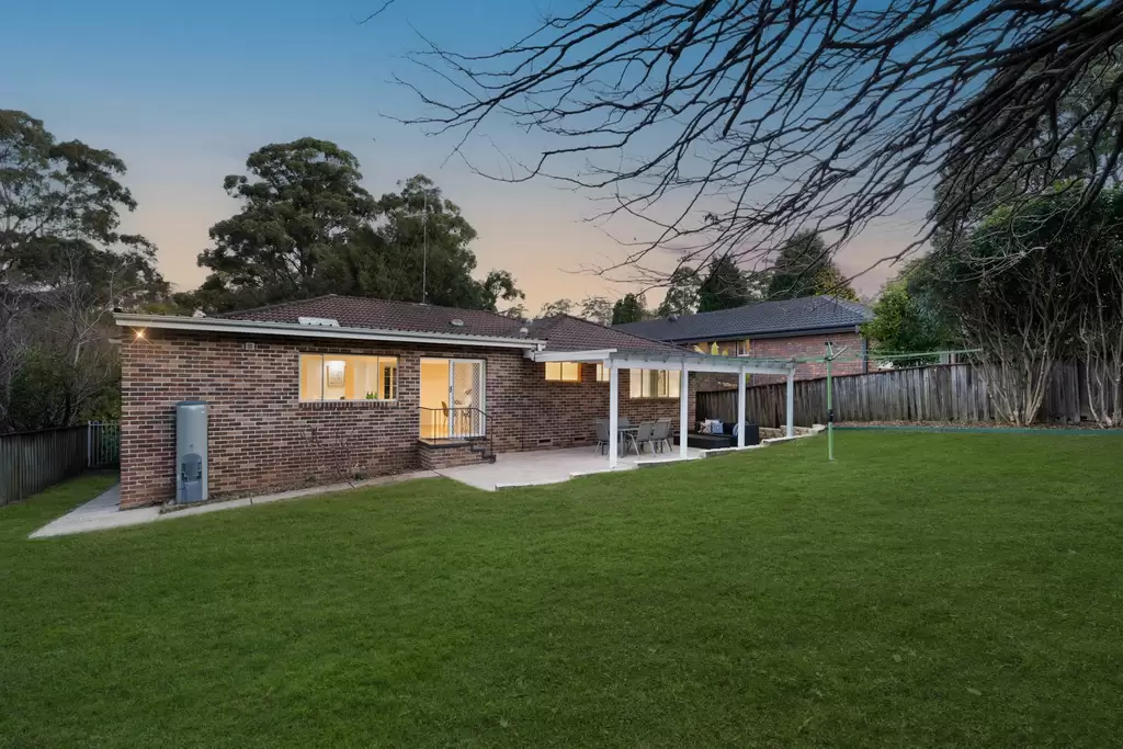 9 Edward Bennett Drive, Cherrybrook, Cherrybrook - Thumbnail 3