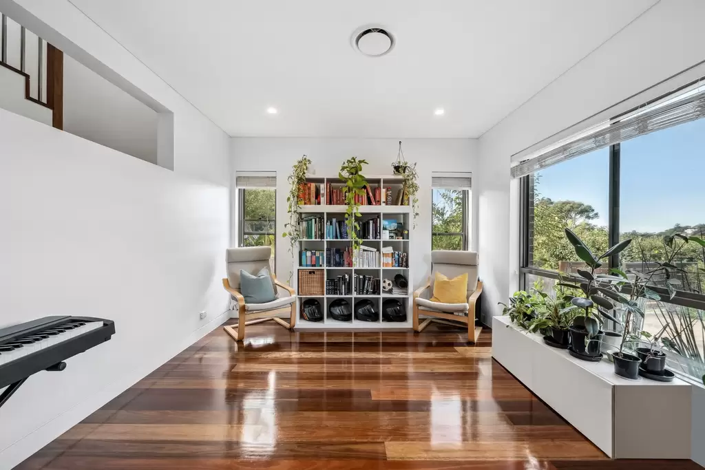 22B Bardwell Crescent, Earlwood, Earlwood - Thumbnail 3