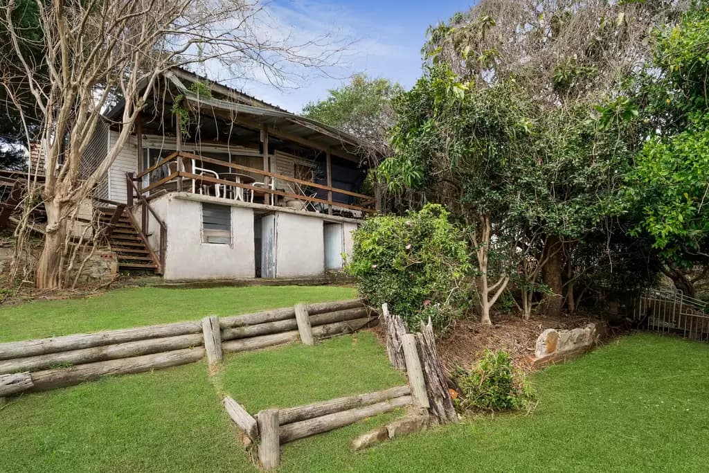 218 Henry Lawson Drive, Georges Hall, Georges Hall - Thumbnail 4