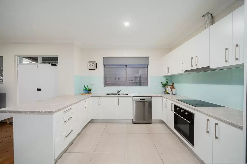 17 Bowmer Street, Banksia, Banksia - Thumbnail 4