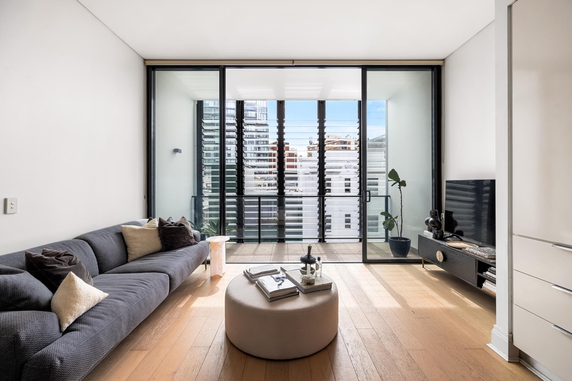 206/18 Bayswater Road, Potts Point, Potts Point - Image 1