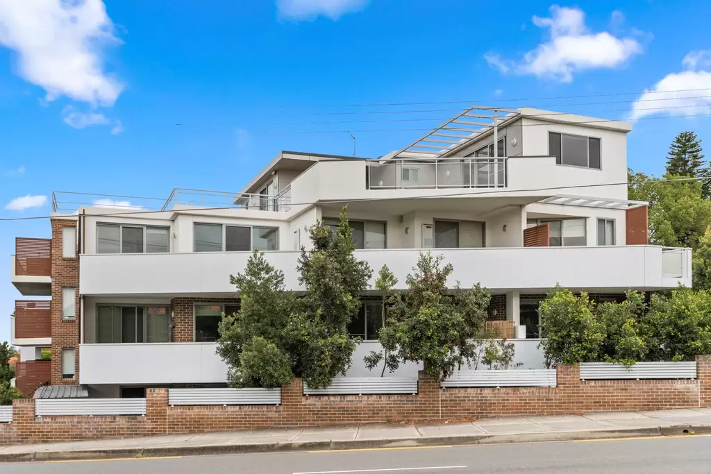 30/1-5 Greenhills Street, Croydon, Croydon - Image 1