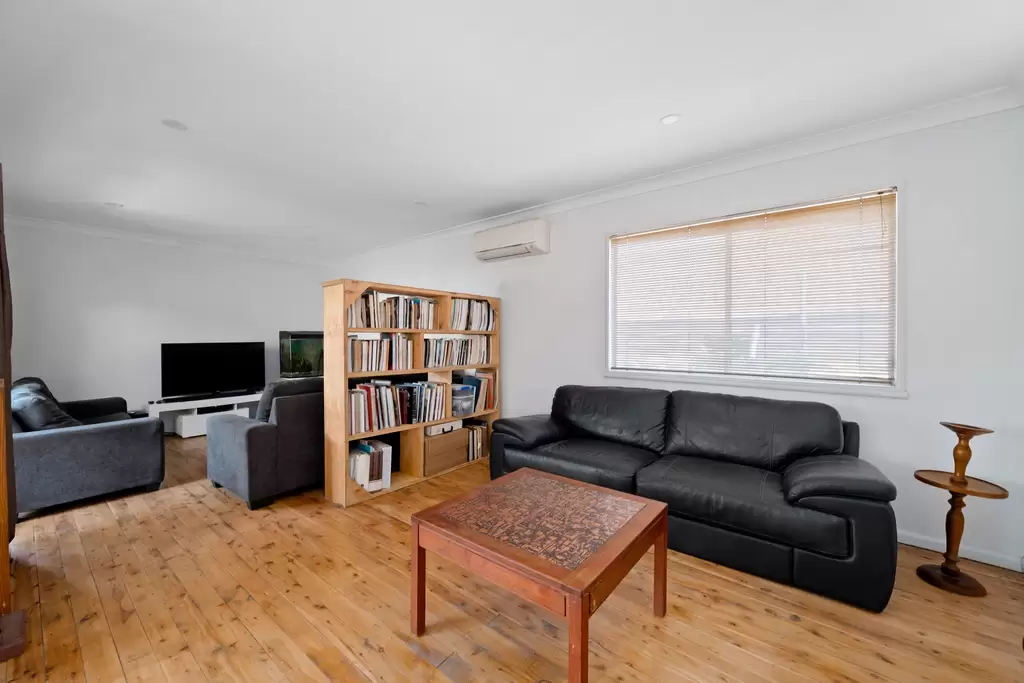 122 Dean Street, Strathfield South, Strathfield South - Thumbnail 4