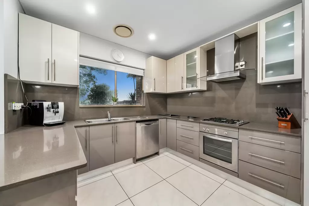 77 Bruce Avenue, Belfield, Belfield - Thumbnail 2