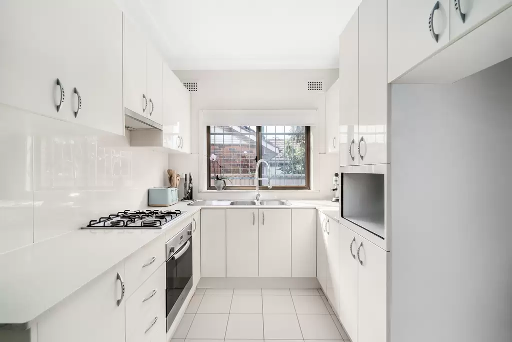 136 Cosgrove Road, Strathfield South, Strathfield South - Thumbnail 4
