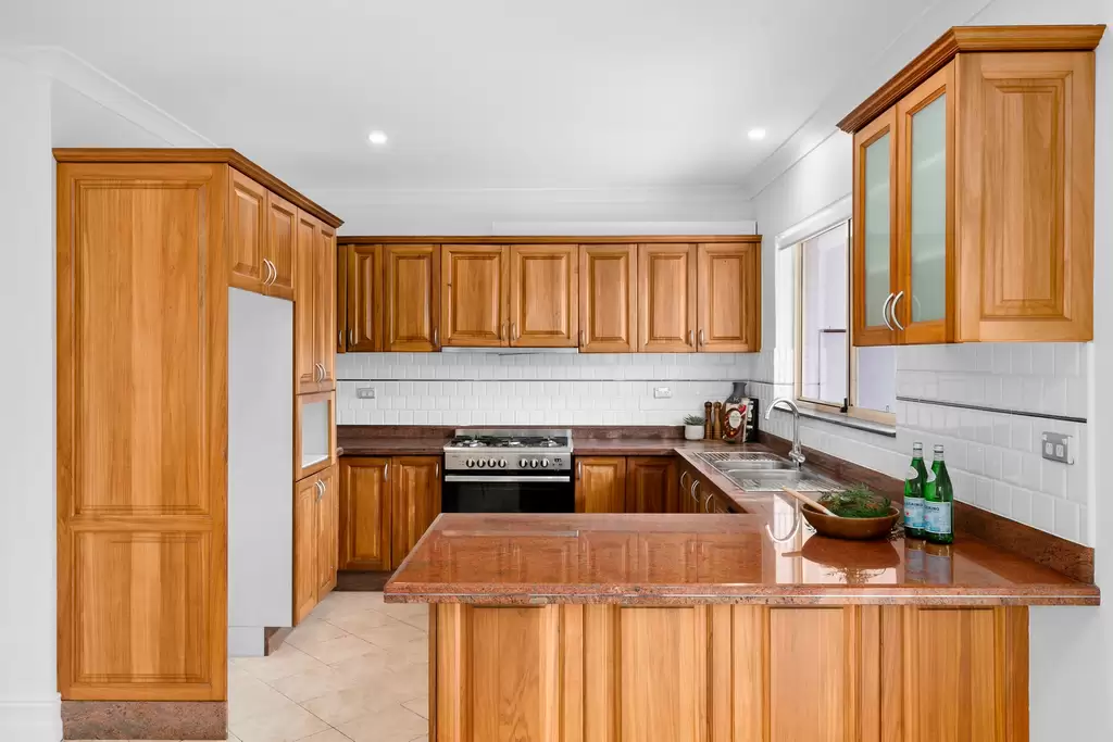 19 Eurella Street, Burwood, Burwood - Thumbnail 2
