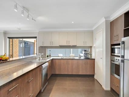 5 Cogley Street, Manor Lakes, VIC, 3024, Manor Lakes - Thumbnail 5