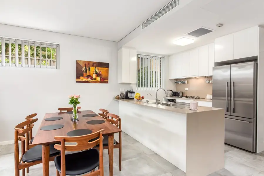 7/11 Rome Street, Canterbury, Canterbury - Thumbnail 2