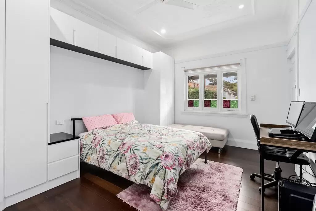 33 Mina Rosa Street, Enfield, Enfield - Thumbnail 6