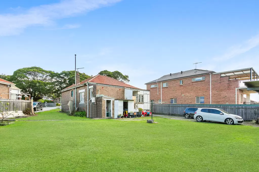 58 & 60 Belemba Avenue, Roselands, Roselands - Thumbnail 4