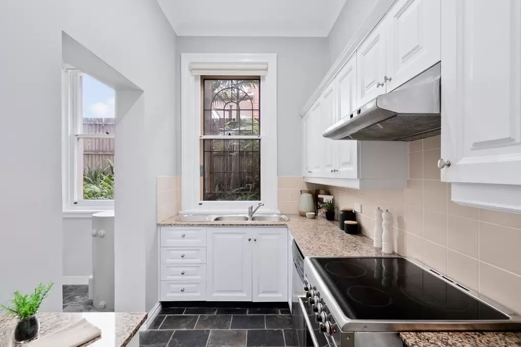 5/2-4 Carrington Avenue, Strathfield, Strathfield - Thumbnail 4